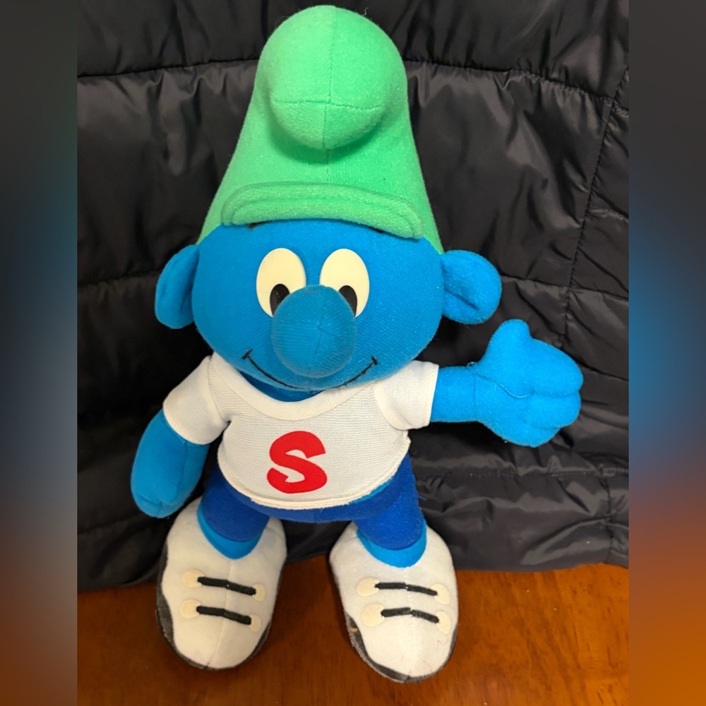 Smurf Vintage Hug-a-Smurf by Irwin. 1996 Stuffed Plush. 12 inches